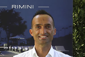 Simone